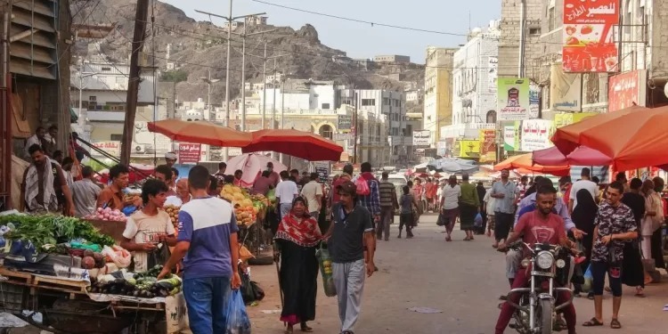 لماذا لاتوجد رقابة حكومية على أسعار السلع في عدن؟